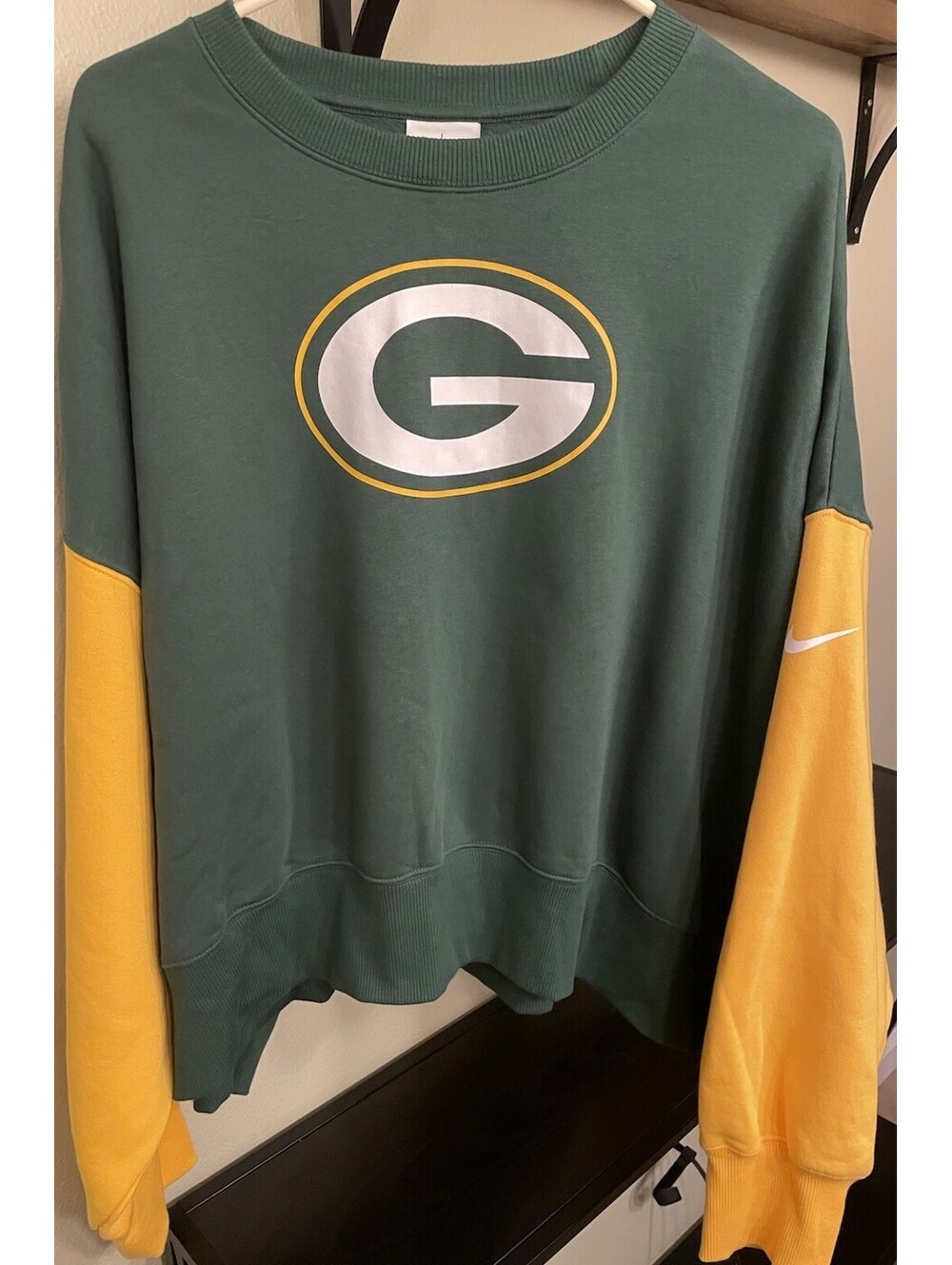 Women’s Nike Green Bay Packers NFL Pullover Crewneck Shirt Size XL Oversized Fit
